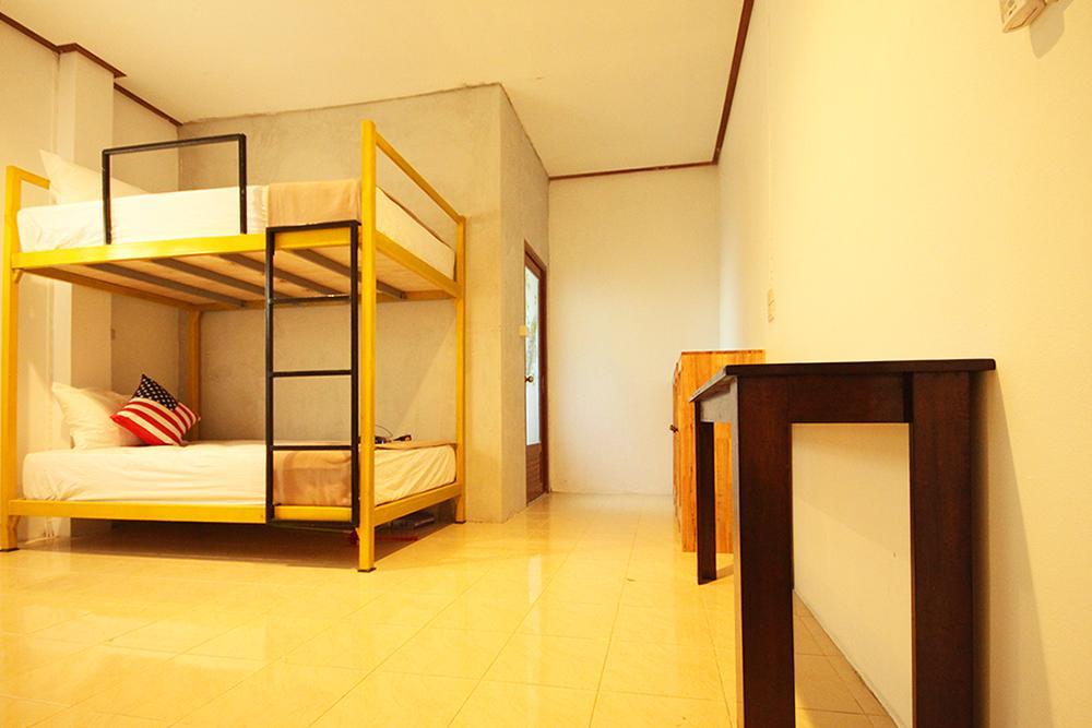 Indy Home Guesthouse Koh Phangan Rum bild