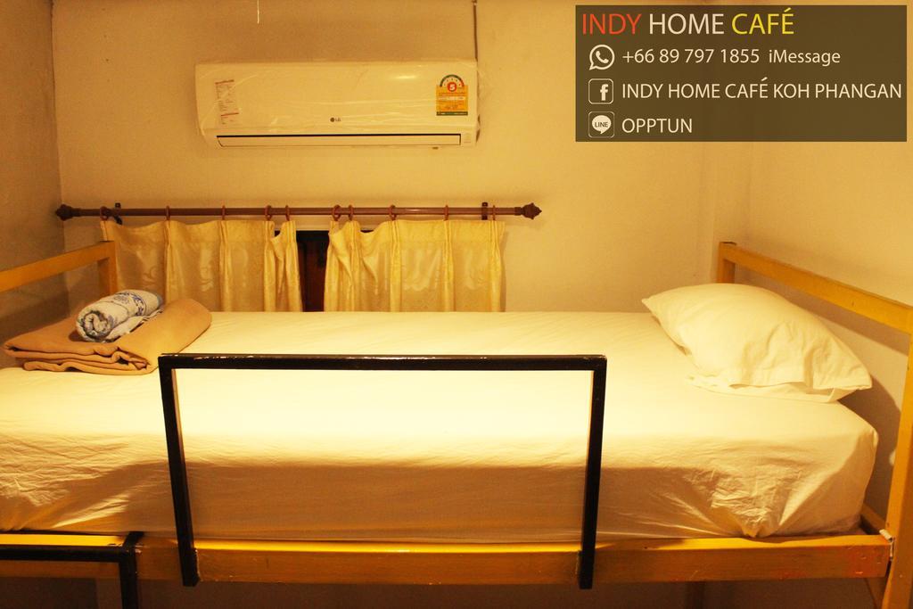 Indy Home Guesthouse Koh Phangan Exteriör bild