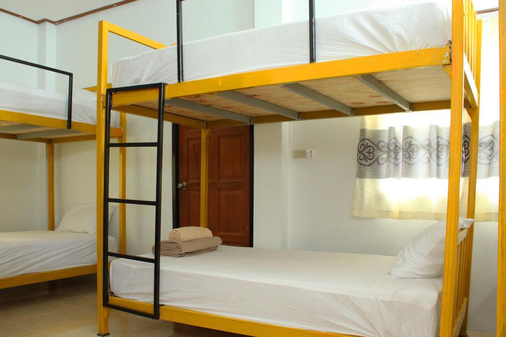 Indy Home Guesthouse Koh Phangan Exteriör bild