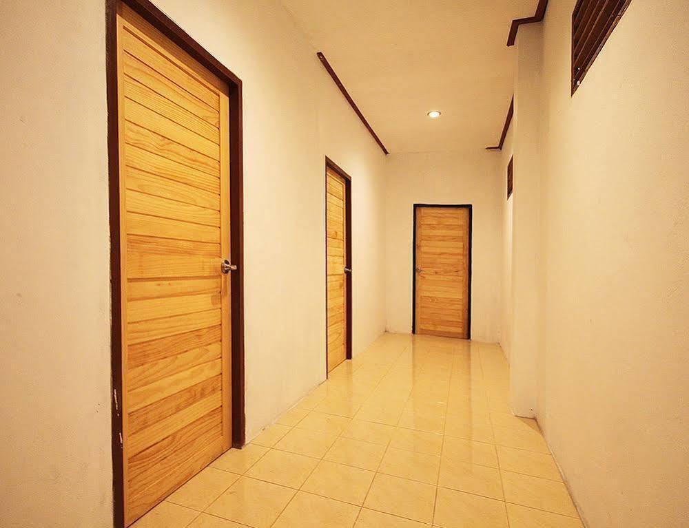 Indy Home Guesthouse Koh Phangan Exteriör bild
